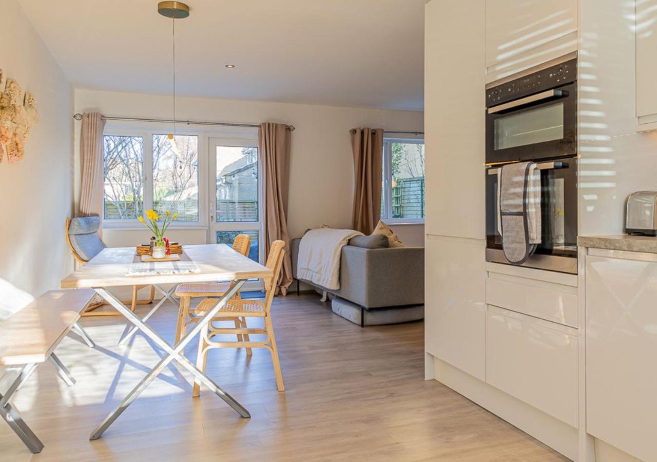 Вілла Modern 2 Bd W/ Garden In The Heart Of Tetbury! Екстер'єр фото